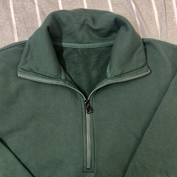 Zyia Cropped Half-Zip Sweater Medium - Picture 3 of 8